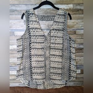 A. N. A White/Black Tribal Print Sleeveless Top With Band